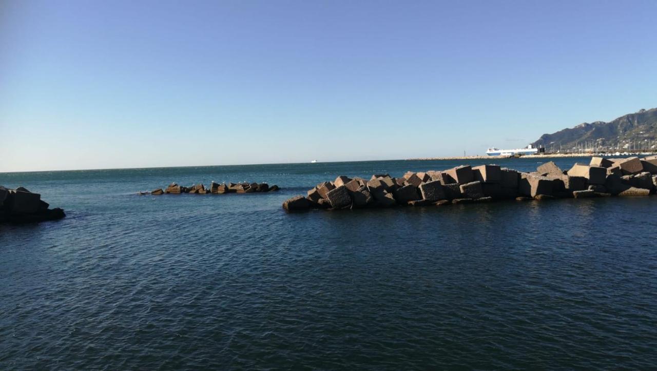 Suites Cielo Stellato On Concordia Sea Salerno Exterior photo