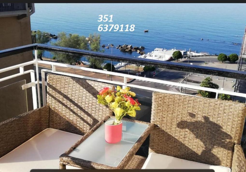 Suites Cielo Stellato On Concordia Sea Salerno Exterior photo